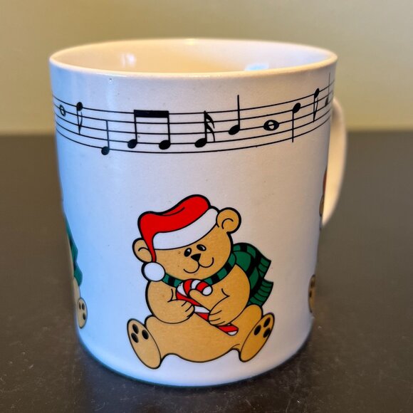 Lot of 2 Vtg Musical Notes & Teddy Bear Ceramic Mugs ~ Plays It’s a Small World - Picture 7 of 14